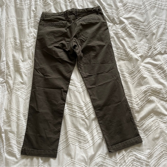 Gap Chino - Picture 4 of 5